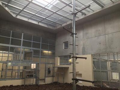 Lamartine Construction spécialisée en enclos intérieurs pour animaux exotiques